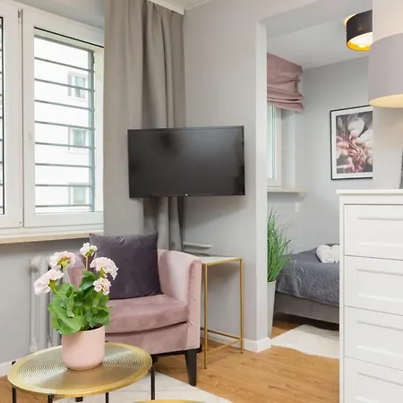 Center Near The Vistula By Renters Apartment