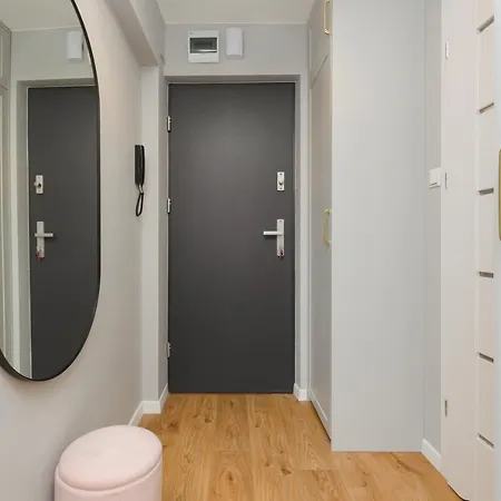 Apartament Center Near The Vistula By Renters Warszawa