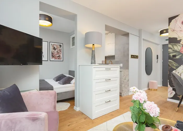 Center Near The Vistula By Renters Apartment *