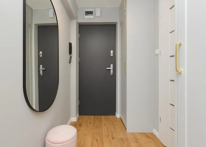 Apartment Center Near The Vistula By Renters Warsaw